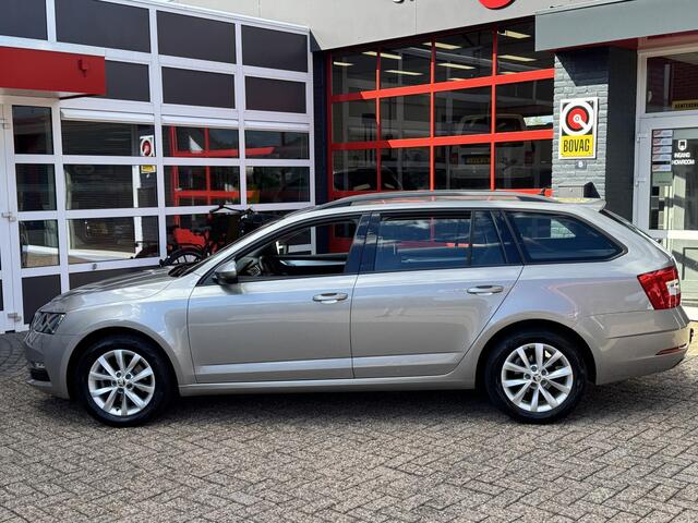 Skoda OCTAVIA Combi 1.0 TSI Greentech Ambition Business *TREKHAAK/CRUISE/NAVI*