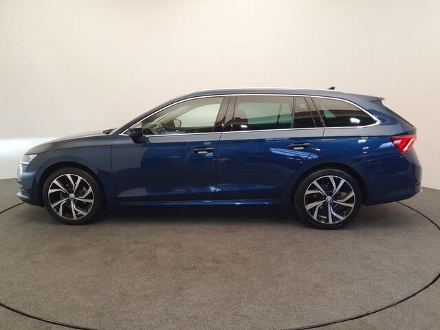 Skoda OCTAVIA Combi 1.0 e-TSI Business Edition Trekhaak, ACC, Stoelverwarming, Led, Camera