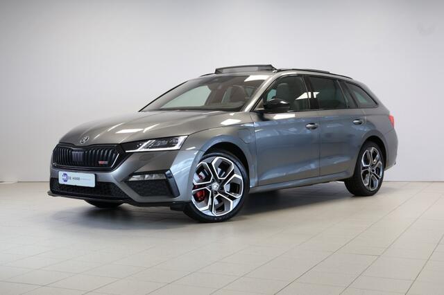 Skoda OCTAVIA Combi 1.4 TSI iV RS - Schuif/Kanteldak - Trekhaak - Leer