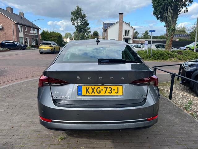 Skoda OCTAVIA 1.4 TSI IV PHEV BUSINESS EDITION / CARPLAY / CAMERA / STOELVERWARMING / DAB / LED / ADAP. CRUISE CTR. / 18'' LMV