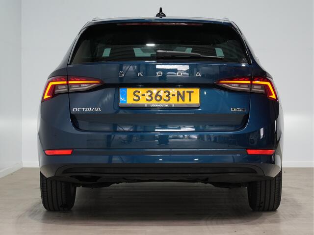 Skoda OCTAVIA Combi 1.0 e-TSI Business Edition Plus Navigatie Parkeersensoren Virtual Cockpit 155