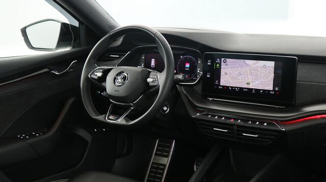 Skoda OCTAVIA Combi 1.4 TSI iV RS 245pk PHEV Business / Panoramadak / Memory / Adaptive Cruise