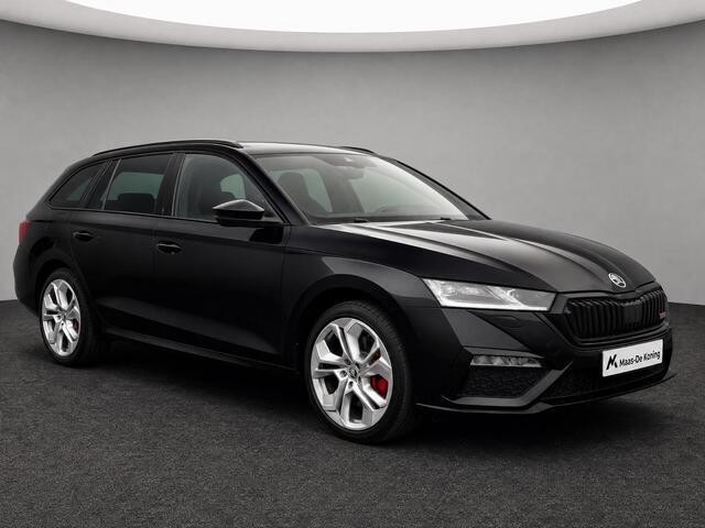 Skoda OCTAVIA Combi 1.4TSI PHEV 180kW/245PK RS iV · Trekhaak · Camera · Navigatie · Leder/Alcantara · Apple/Android Car Play ·