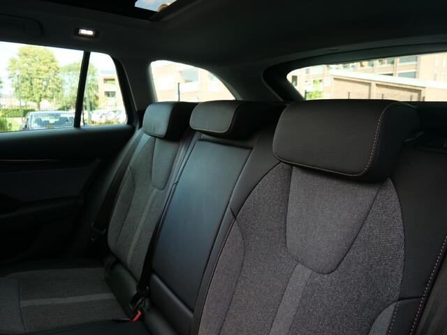 Skoda OCTAVIA Combi 1.5 TSI MHEV Business Edition Plus 150 Pk Automaat Navi / DAB / Apple Carplay / Camera / Stoelverwarming / Pano-dak