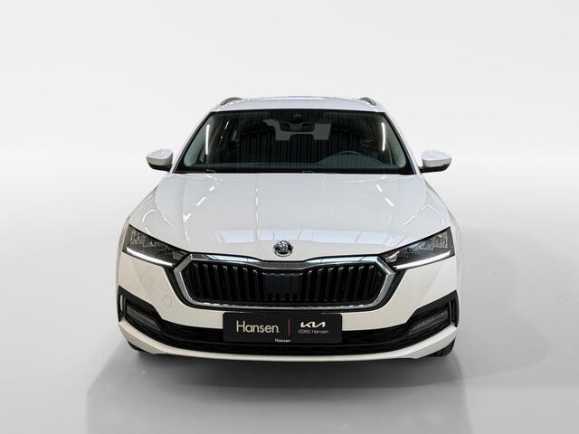Skoda OCTAVIA Combi 1.4 TSI iV PHEV Business Edition I Carplay I Cruise Control I Keyless I Climate Control