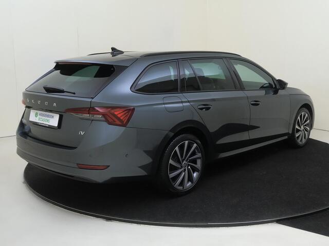 Skoda OCTAVIA Combi 1.4 TSI iV PHEV Business Edition | SoH 96% | Achteruitrijcamera | Adaptieve demping | Matrix LED verlichting | Adaptieve cruise control | Lane assist | Stoelverwarming | Voorruit verwarming | Elektrische kofferklep |