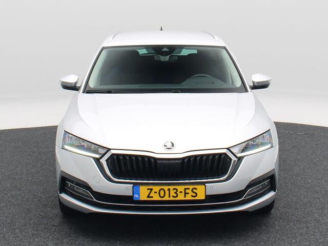 Skoda OCTAVIA Combi 1.4 TSi iV 204 Pk PHEV Business Edition | Stoel/Stuurverwarming | Trekhaak | Navigatie | 18 Inch | 92.394 Km !! – foto 5