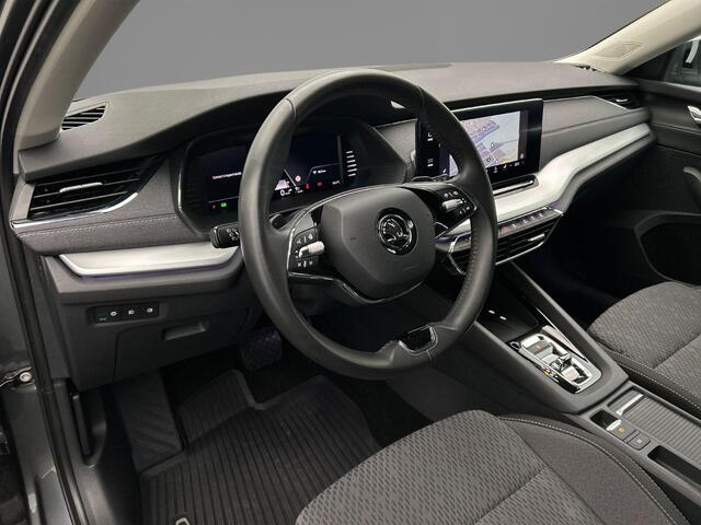 Skoda OCTAVIA Combi Business Edition Plus 1.0 eTSI 110pk DSG Automaat Adaptive cruise control, Navigatie, Parkeersensoren, App connect, Stoelverwarming, LED koplampen – foto 4