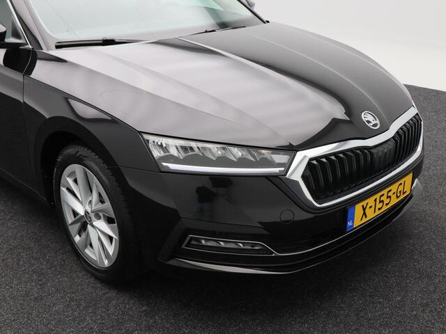 Skoda OCTAVIA Combi 1.0 TSi 110 Pk Business Edition | Trekhaak | Stoelverwarming | Adaptive Cruise | Navigatie | 17 Inch | 77.753 Km !!