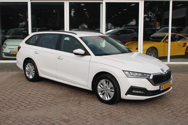 Skoda OCTAVIA Combi 1.0 e-TSI Business Edition – foto 2