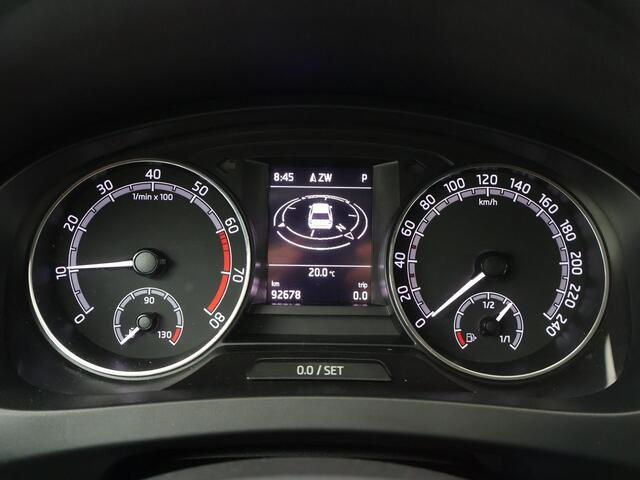 Skoda RAPID Spaceback 1.0 TSI Greentech Drive | 95 PK | Automaat | Multifunctioneel stuurwiel | Cruisecontrol | Stoelverwarming |