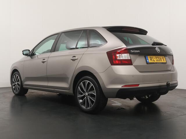 Skoda RAPID Spaceback 1.0 TSI Greentech Drive Automaat - Navigatie - Panoramadak - Stoelverwarming - Trekhaak