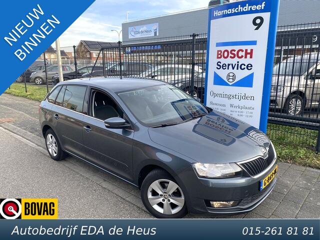 Skoda RAPID Spaceback 1.0 TSI Greentech Clever met o.a. stoelverwarming, clima, cruise, navi, elektr. rmn, etc.