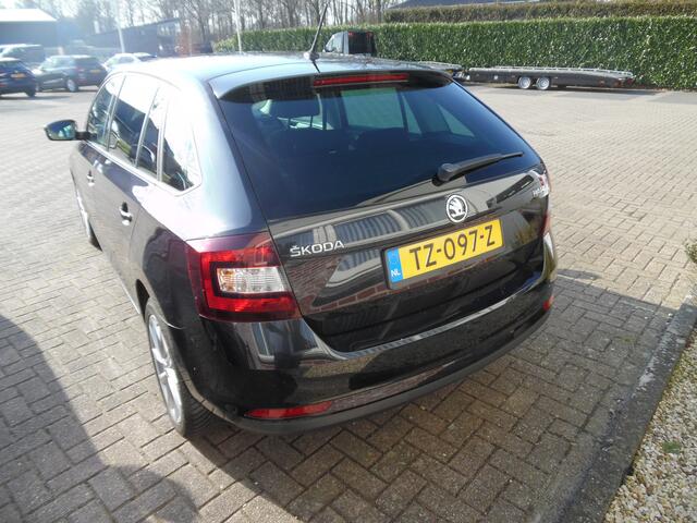 Skoda RAPID Spaceback 1.0 TSI Greentech Clever