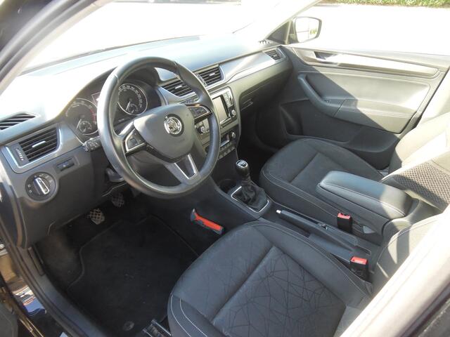 Skoda RAPID Spaceback 1.0 TSI Greentech Clever