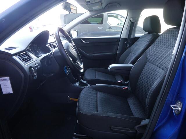 Skoda RAPID Spaceback 1.2 TSI Greentech Drive | Automaat | Cruise control | Parkeersensoren achter | Trekhaak | Airco | Navigatie