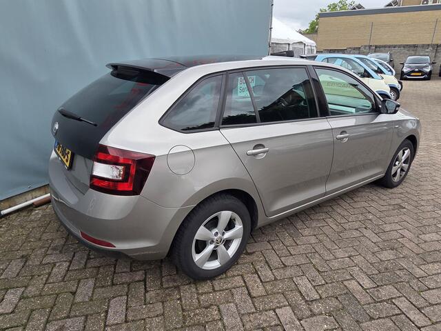 Skoda RAPID Spaceback 1.0 TSI Greentech NAVI TEL PANORAMADAK
