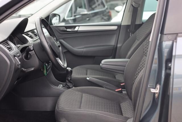 Skoda RAPID Spaceback 1.0 TSI GREENTECH DRIVE | NAVI | CARPLAY | CLIMA