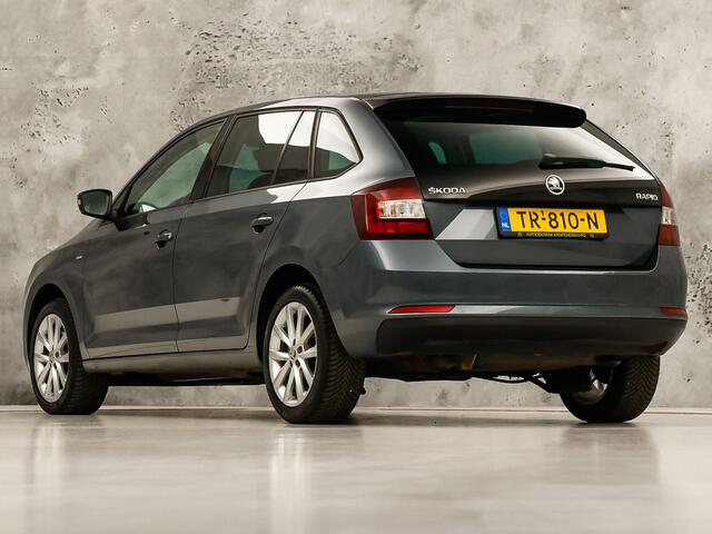 Skoda RAPID Spaceback 1.0 TSI Sport Automaat (PANORAMADAK, NAVIGATIE, CLIMATE, STOELVERWARMING, SPORTSTOELEN, GETINT GLAS, CRUISE, PARKEERSENSOREN, NIEUWSTAAT)