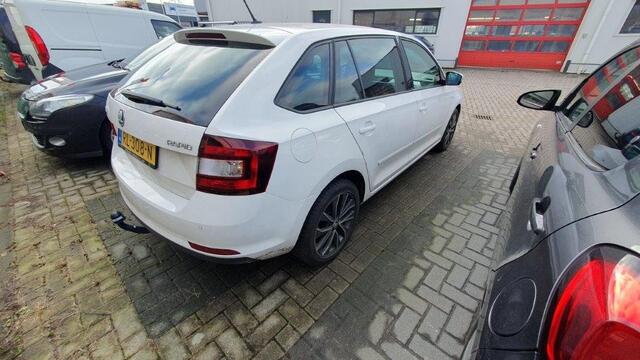 Skoda RAPID Spaceback 1.0 TSI Drive 95pk AUTOMAAT - Trekhaak – foto 3