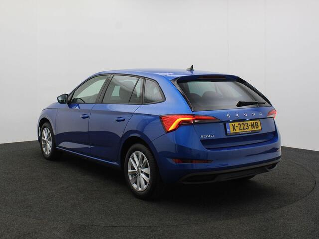 Skoda SCALA Ambition 1.0 TSI 110pk Cruise control, Airco, Parkeersensor achter, DAB, Radio, Bluetooth, LED koplampen, App connect