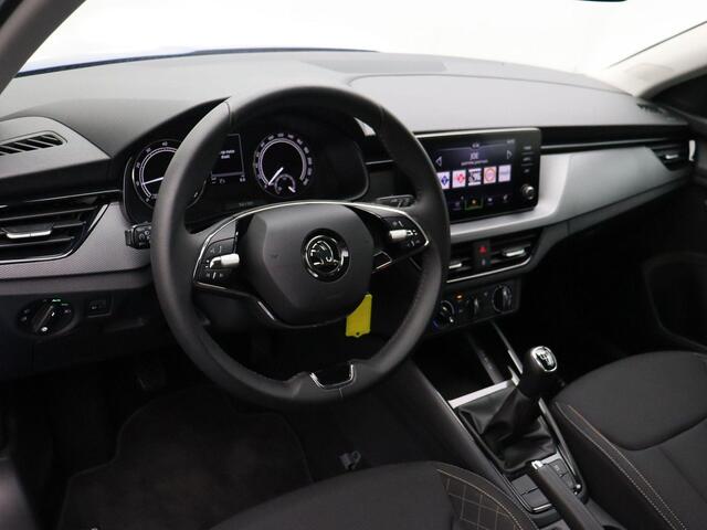 Skoda SCALA Ambition 1.0 TSI 110pk Cruise control, Airco, Parkeersensor achter, DAB, Radio, Bluetooth, LED koplampen, App connect