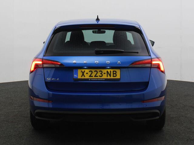 Skoda SCALA Ambition 1.0 TSI 110pk Cruise control, Airco, Parkeersensor achter, DAB, Radio, Bluetooth, LED koplampen, App connect