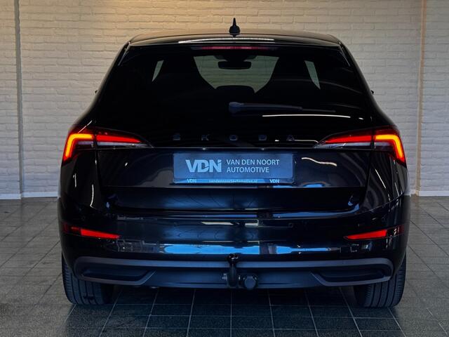 Skoda SCALA 1.5 TSI Sport Business 150pk DSG Trekhaak Carplay Stoelverw 18''
