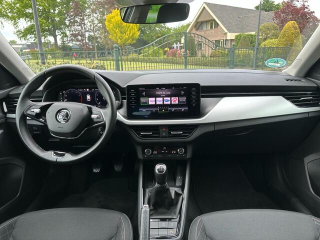 Skoda SCALA 1.0 TSI Businsess Edition Led / Camera / Carplay