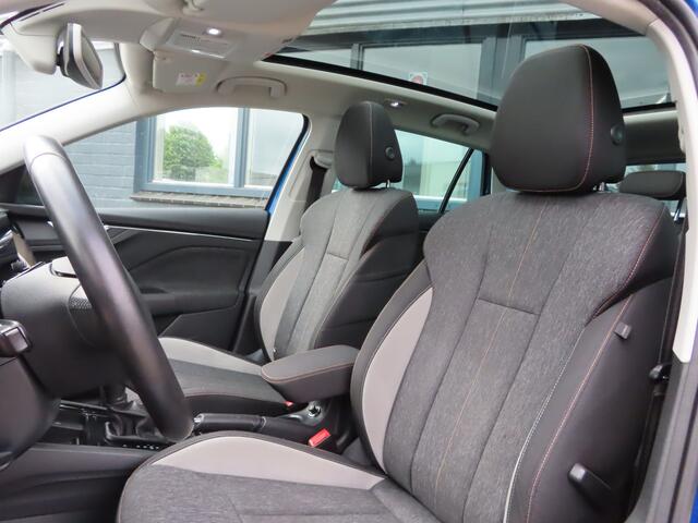 Skoda SCALA 1.5 TSI Style DSG | panoramisch dak | stoelverwarming | automatische airco | parkeersensoren voor en achter
