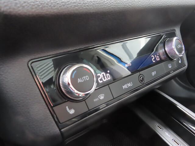 Skoda SCALA 1.5 TSI Style DSG | panoramisch dak | stoelverwarming | automatische airco | parkeersensoren voor en achter