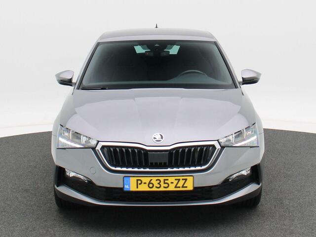 Skoda SCALA 1.0 TSi Sport Business 110 Pk Automaat | Cruise Control | Camera | Navigatie | Climate Control | Privacy Glass | Bluetooth | 17 Inch | 64.804 Km!!