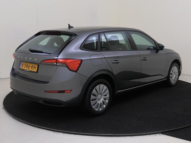 Skoda SCALA 1.0 TSI Active | CarPlay | Lane assist | Bluetooth | Elektrische ramen voor | Airco |