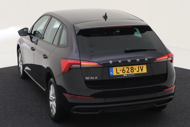 Skoda SCALA 1.0 TSI 110pk Ambition / App-Connect / Airco / Parkeersensoren Achter / 16" LMV