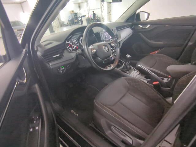 Skoda SCALA 1.0 TSI 110pk Ambition / App-Connect / Airco / Parkeersensoren Achter / 16" LMV