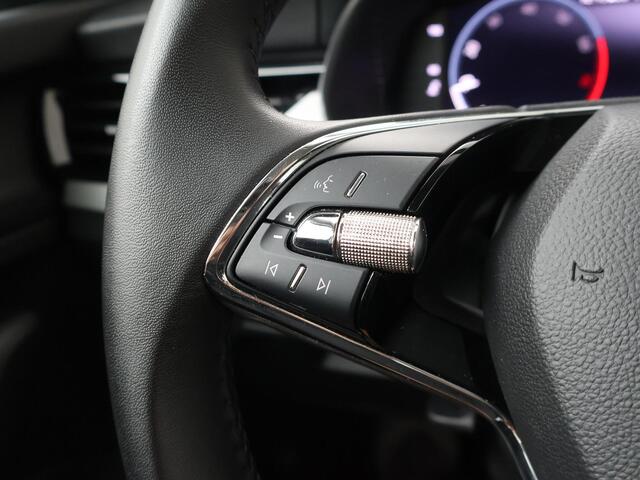 Skoda SCALA 1.0 TSI Ambition | 110 PK | Navigatiesysteem | Climate control | LED verlichting |