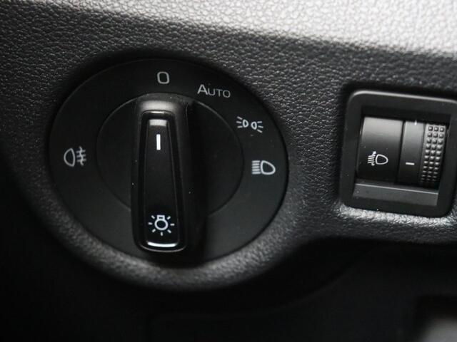 Skoda SCALA 1.0 TSI Active | Trekhaak | Airco | Limiter | DAB Ontvanger |