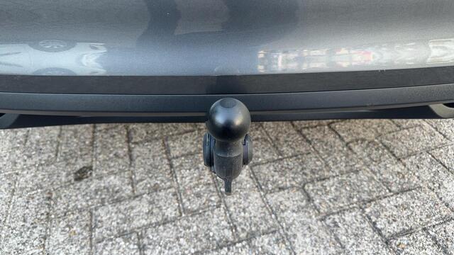 Skoda SCALA 1.0 TSI Business Edition Trehaak af Fabriek,Leder Alcantara