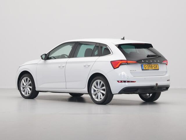 Skoda SCALA 1.0 TSI 115pk First Edition clima trekhaak 17'lm parkeersensors stoelverwarming