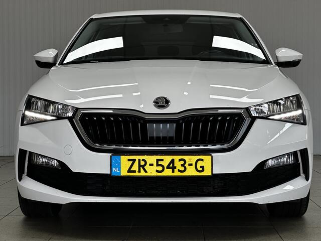 Skoda SCALA 1.0 TSI Ambition/ Elek.Trekhaak/ Apple+Android Carplay/ Airco/ Cruise/ 16''LMV/ Elek.Pakket/ Getinte Ramen/ 6-Versnell./ Bluetooth