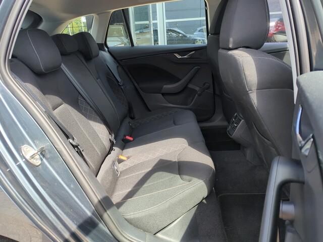 Skoda SCALA 1.0 TSI Ambition / SMARTLINK/ LED/ 16" LMV/ DAB/ CRUISE/ AIRCO