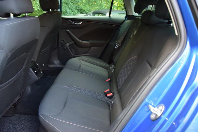 Skoda SCALA 1.0 TSI Online Edition 111PK | Org. NL | BOVAG Garantie | Parkeersensoren | Full LED | DAB+ | Apple Carplay/Android Auto | Cruise Control | 16'' Velgen | Multifunctioneel Stuurwiel |