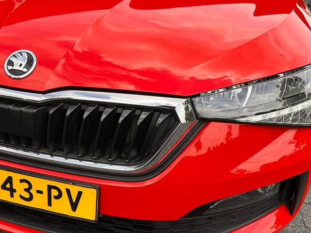 Skoda SCALA 1.5 TSI Sport Business DSG Automaat | Panorama | Trekhaak | Sport interieur | Climate | Cruise Con trol | occasion