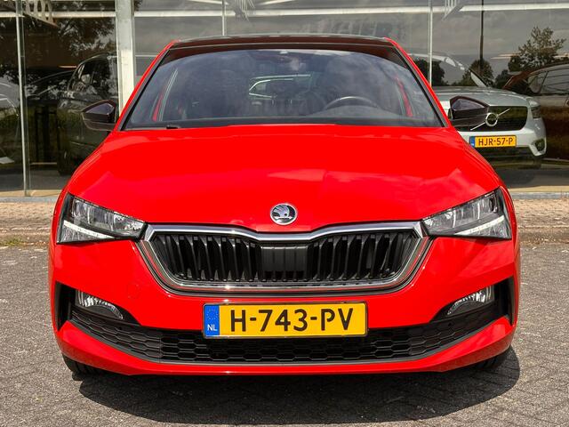 Skoda SCALA 1.5 TSI Sport Business DSG Automaat | Panorama | Trekhaak | Sport interieur | Climate | Cruise Con trol | occasion