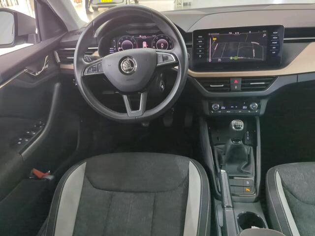 Skoda SCALA 1.0 TSI 115pk Business Edition / Navigatie / Stoelverwarming / Camera