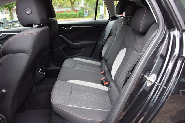 Skoda SCALA 1.0 TSI 116PK Business Edition DSG Automaat | Org. NL | BOVAG Garantie | Virtual Cockpit | Stoelverwarming | Navigatie | PDC Voor&Achter | Apple Carplay/Android Auto |
