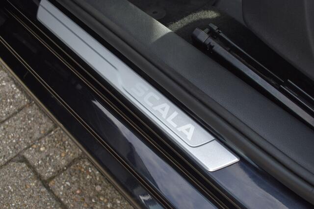 Skoda SCALA 1.0 TSI Business Edition Automaat / Panoramadak / Parkeerhulp / Virtual Cockpit / LED/ Climate Control