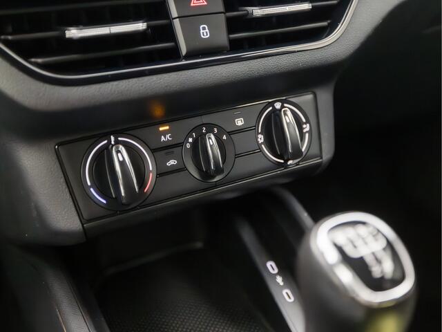 Skoda SCALA 1.0 TSI Sport (APPLE CARPLAY, GETINT GLAS, SPORTSTOELEN, AIRCO, LED KOPLAMPEN, DAB+, NIEUWSTAAT)