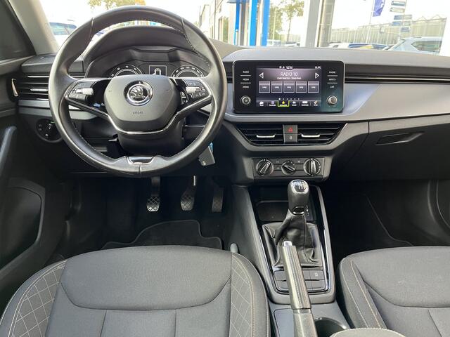 Skoda SCALA 1.0 TSI Online Edition / 110 PK/ PARK. SENSOREN/ CRUISE/ SMARTLINK/ AIRCO/ DAB/ 16" LMV