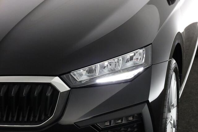 Skoda SCALA Business Edition 1.0 TSI 81 kW / 110 pk | Camera | Stoelverwarming | Cruise | 17 inch